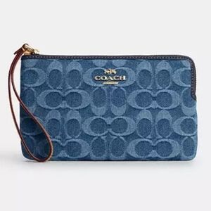 🔥COACH Signature Denim Wristlet, Tan Leather Handle/Gold Hardware, NEW W/TAGS!